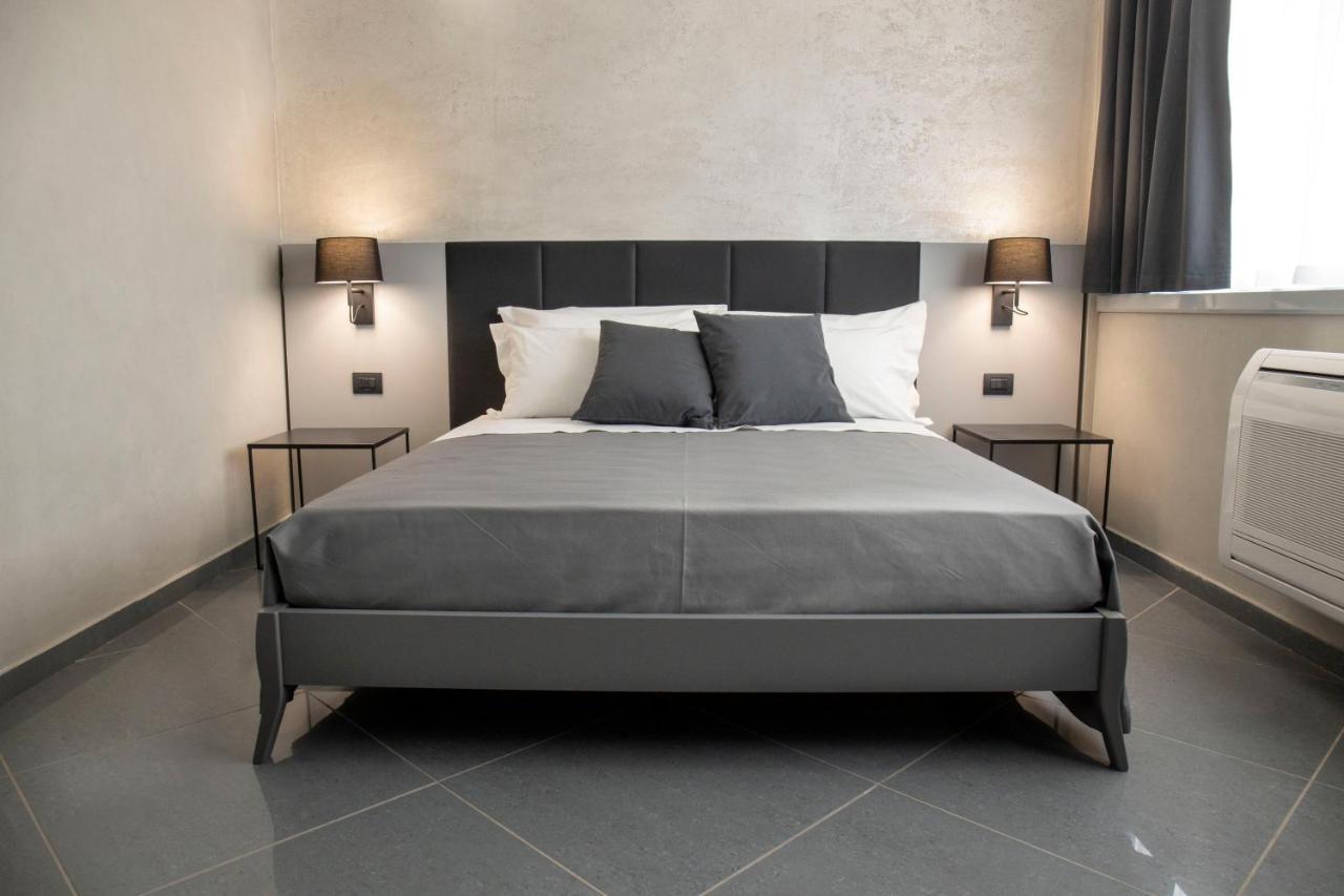 Tranquillo Uptown Lecce Hotel Bagian luar foto