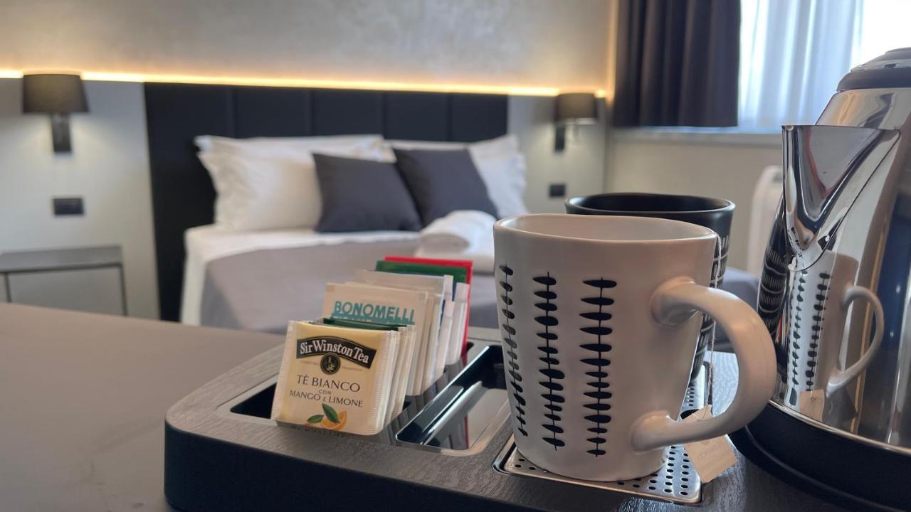 Tranquillo Uptown Lecce Hotel Bagian luar foto
